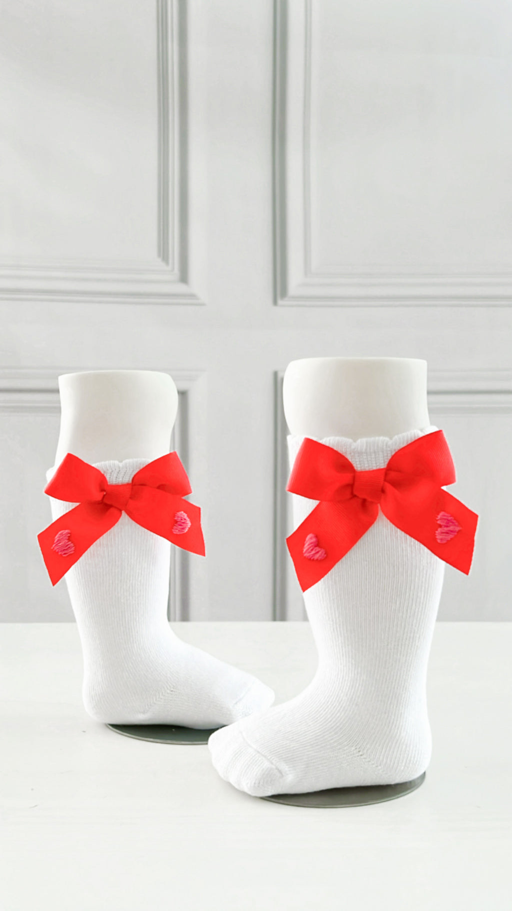 Girl's Valentine Bow Socks